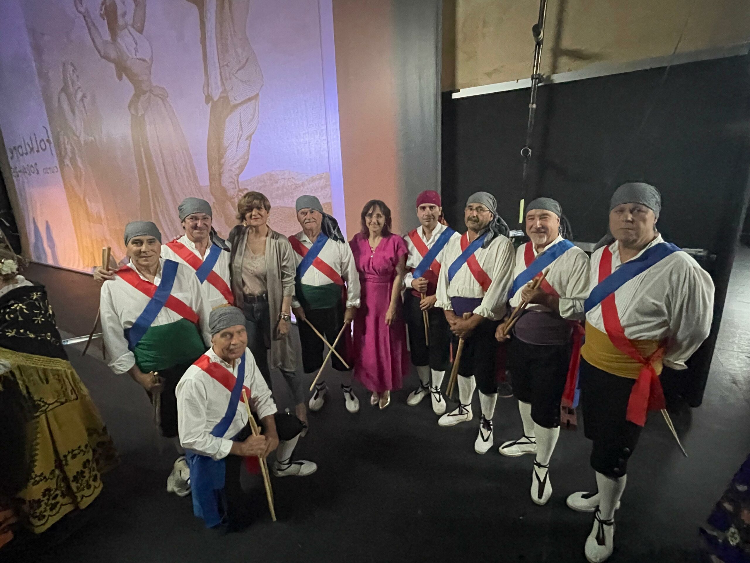 Gala-fin-de-curso-Aula-Folklore-UP-
