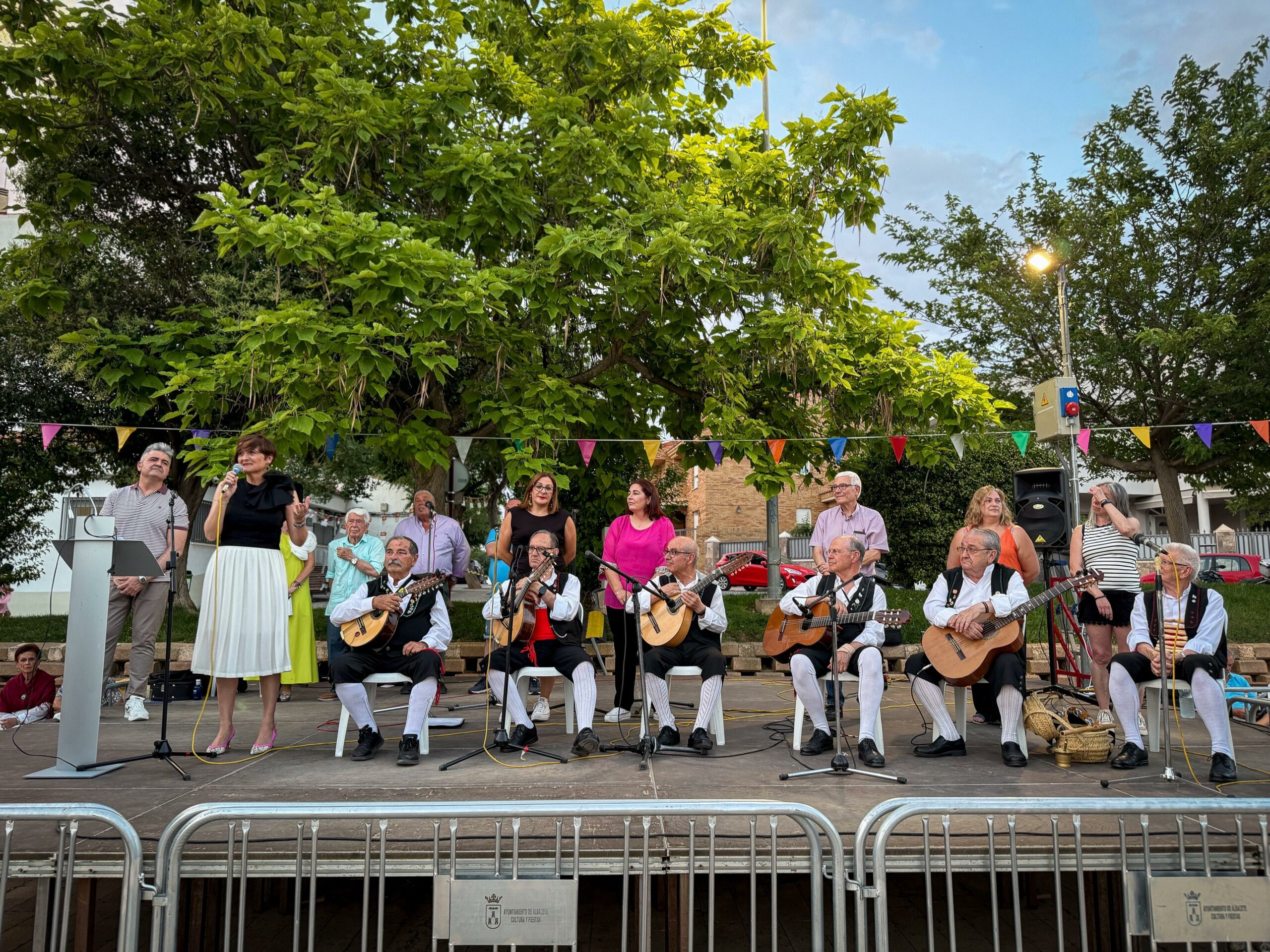 -fiestas-barrio-Sepulcro-Alto-de-los-Molinos