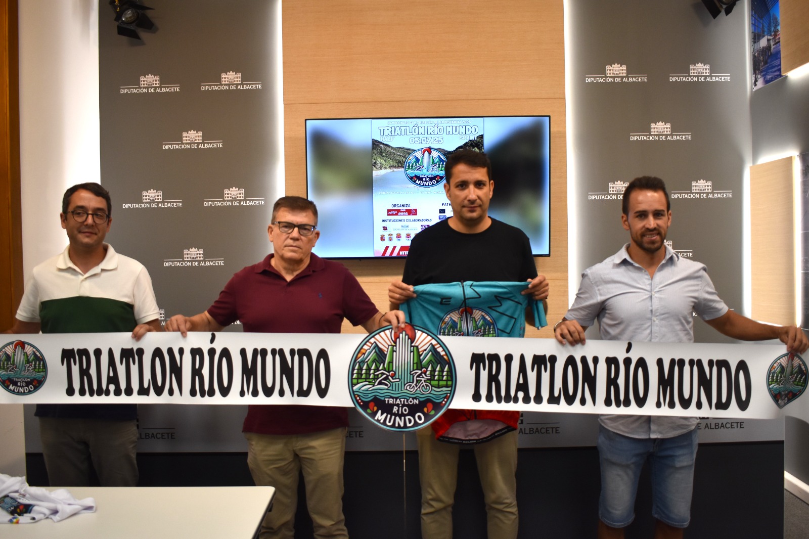 I Triatlón Río Mundo
