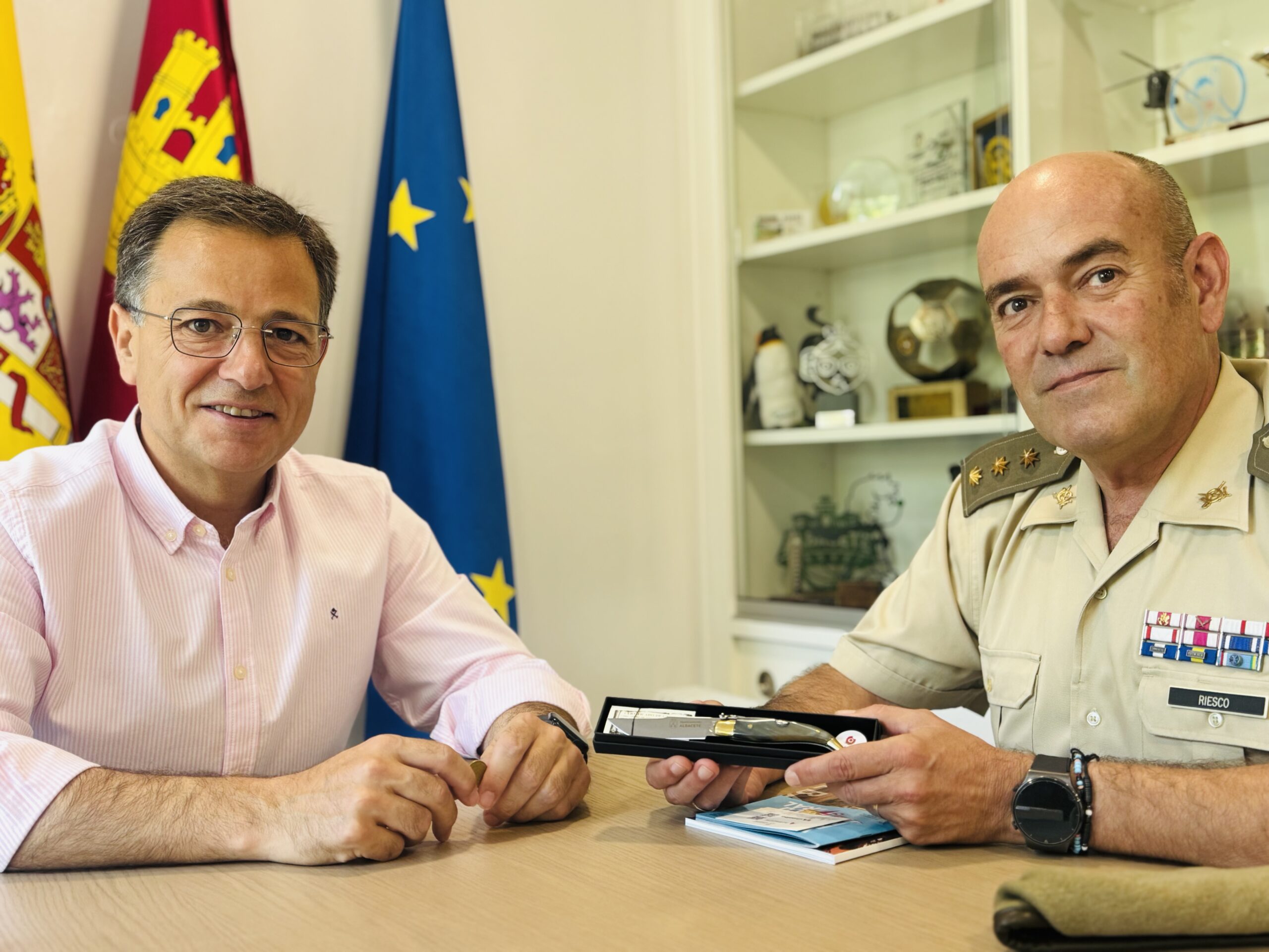 coronel jefe del Cenad, Miguel Riesco