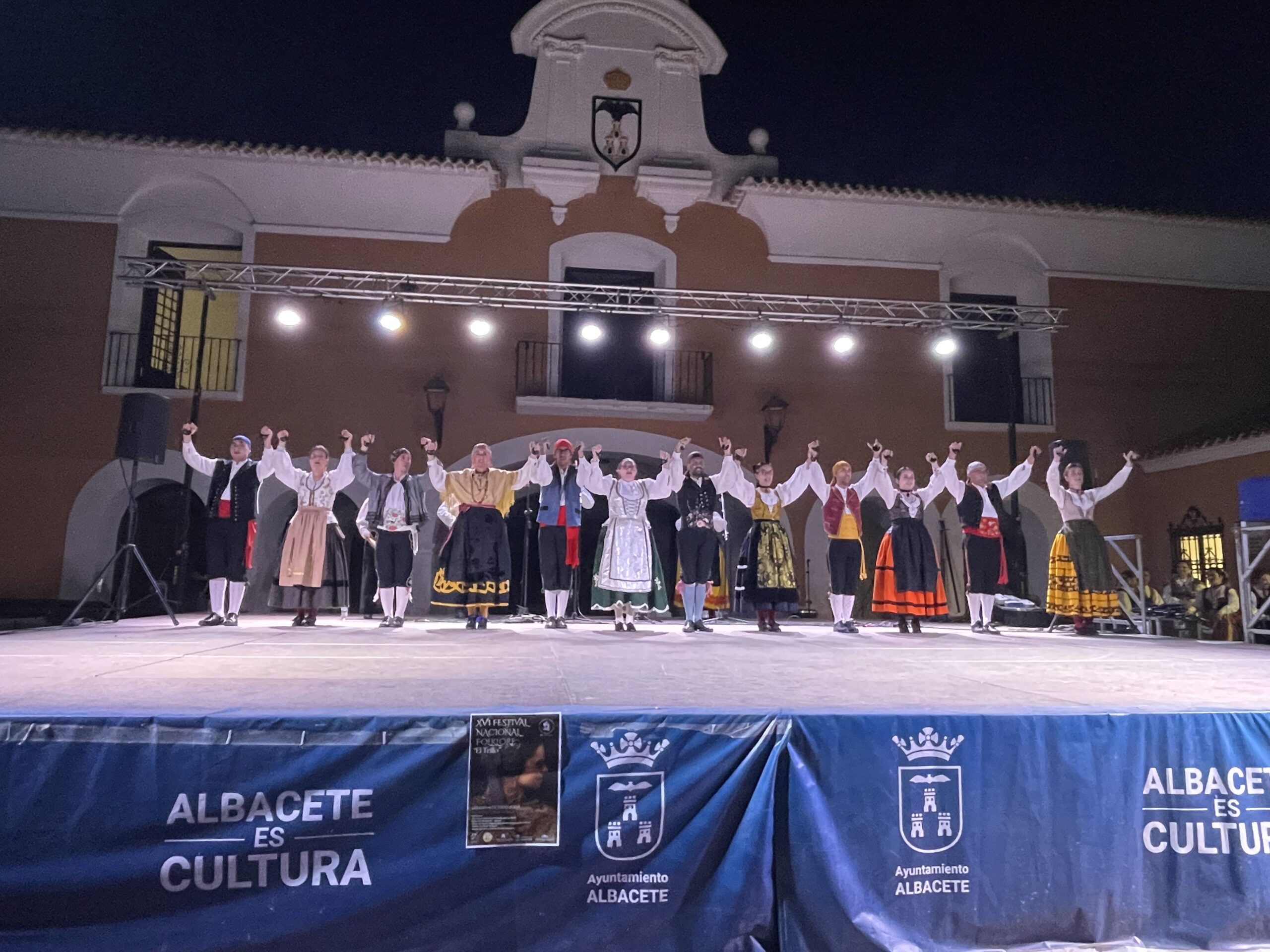 XVI Festival Nacional de Folklore El Trillo