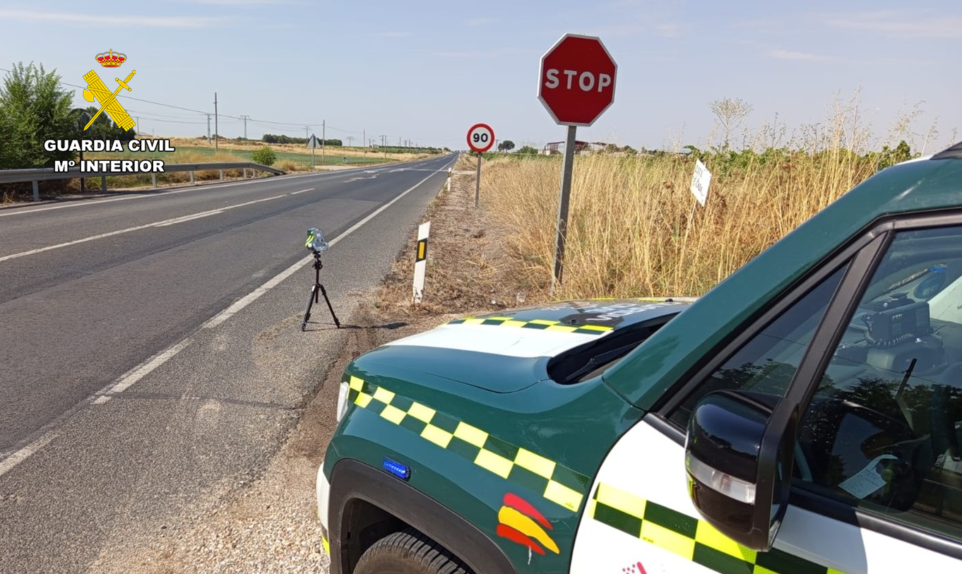 vehículo guardia civil