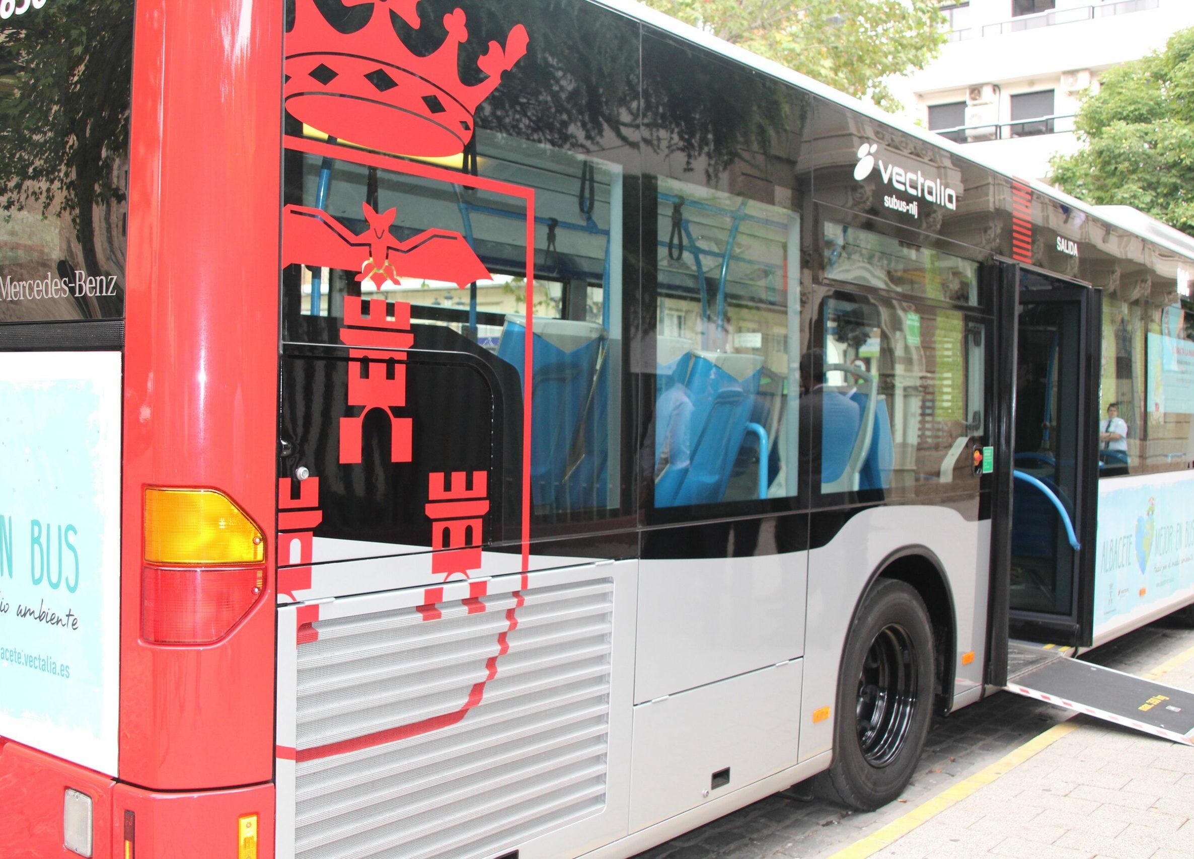 Foto archivo autobús urbano