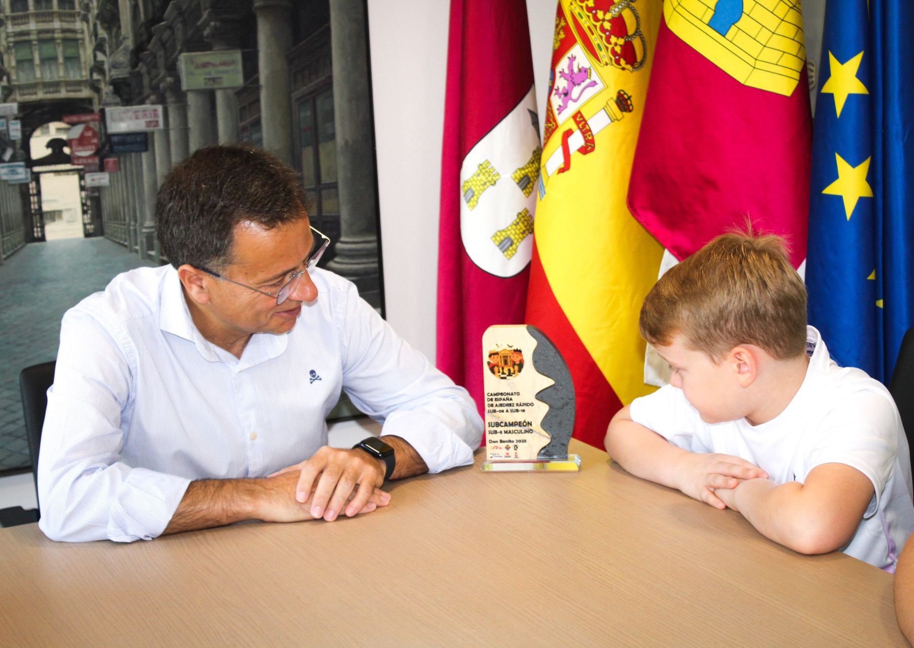 Foto.Recepción Adrián del Rey (2)