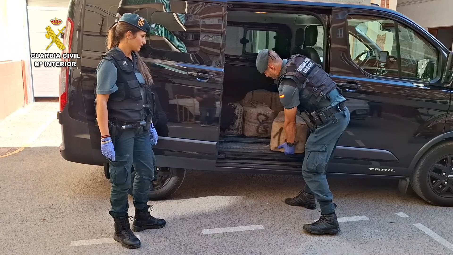 guardia civil 310 KILOS DE HACHÍS