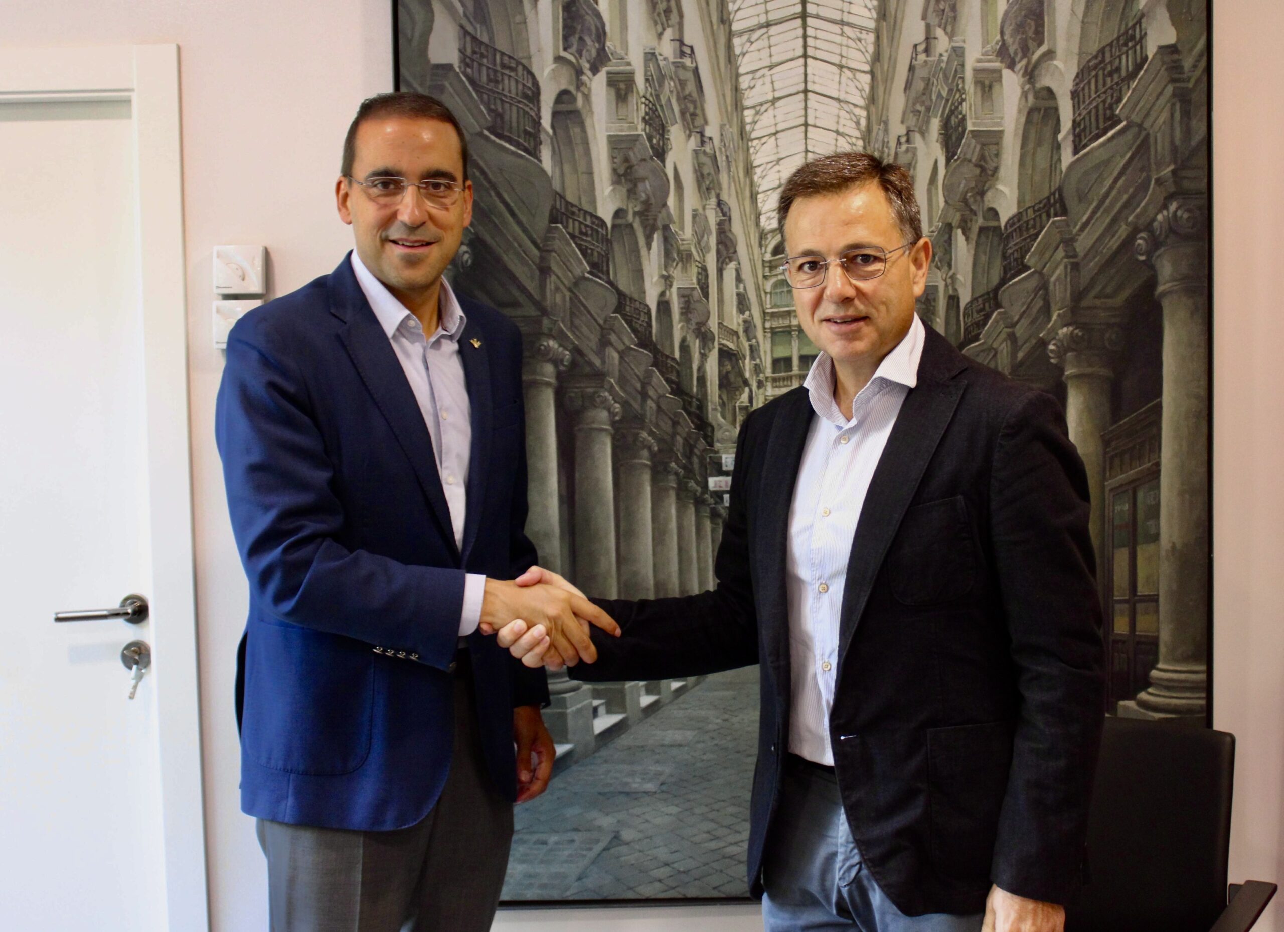 firma un crédito de 20 millones de euros