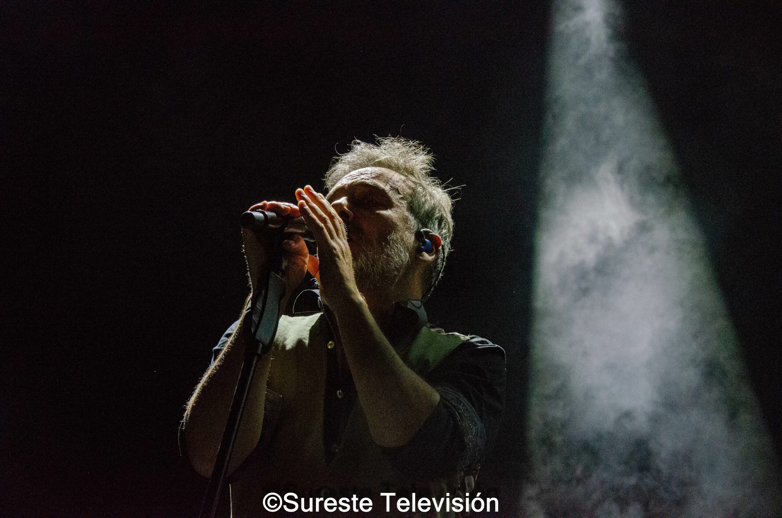 concierto love of lesbian 2025