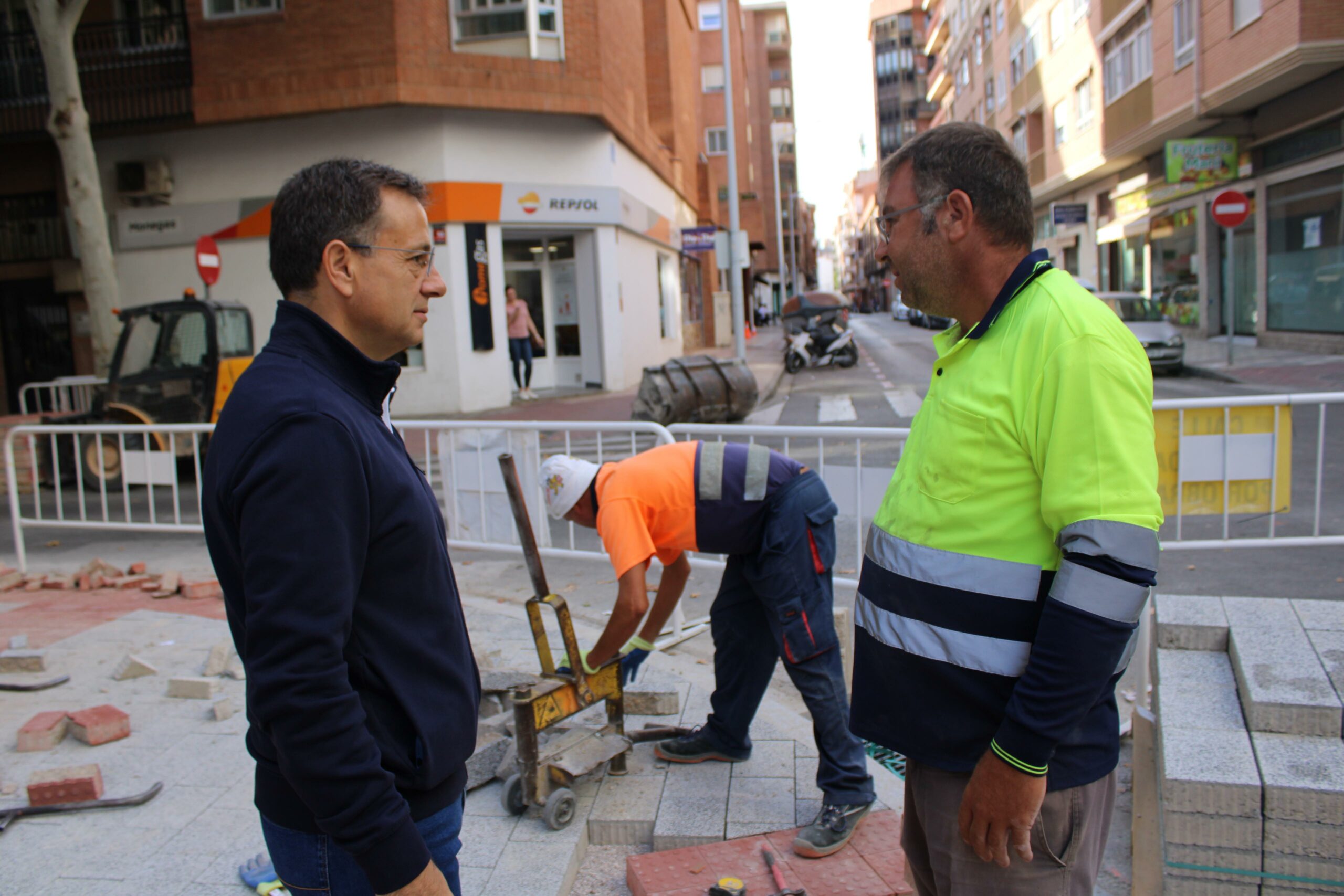 Foto.Visita obras Padre Romano (12)