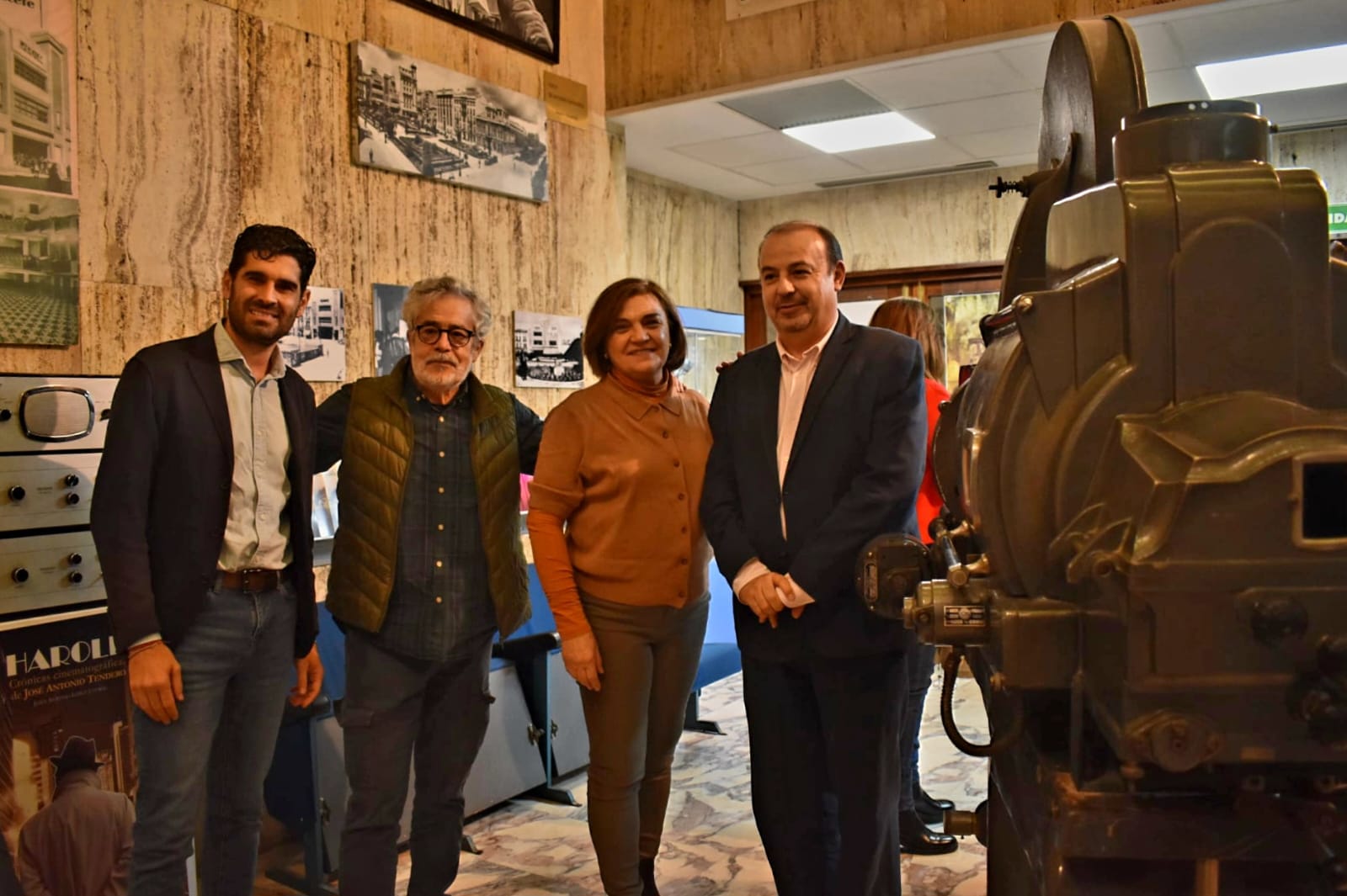 Diputado y viceconsejero junto a Carlos Iglesias y Eloisa Vargas