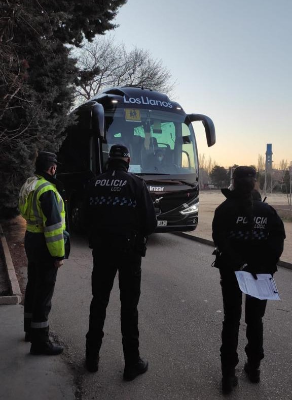 Foto archivo Campaña de control del Transporte Escolar (1)