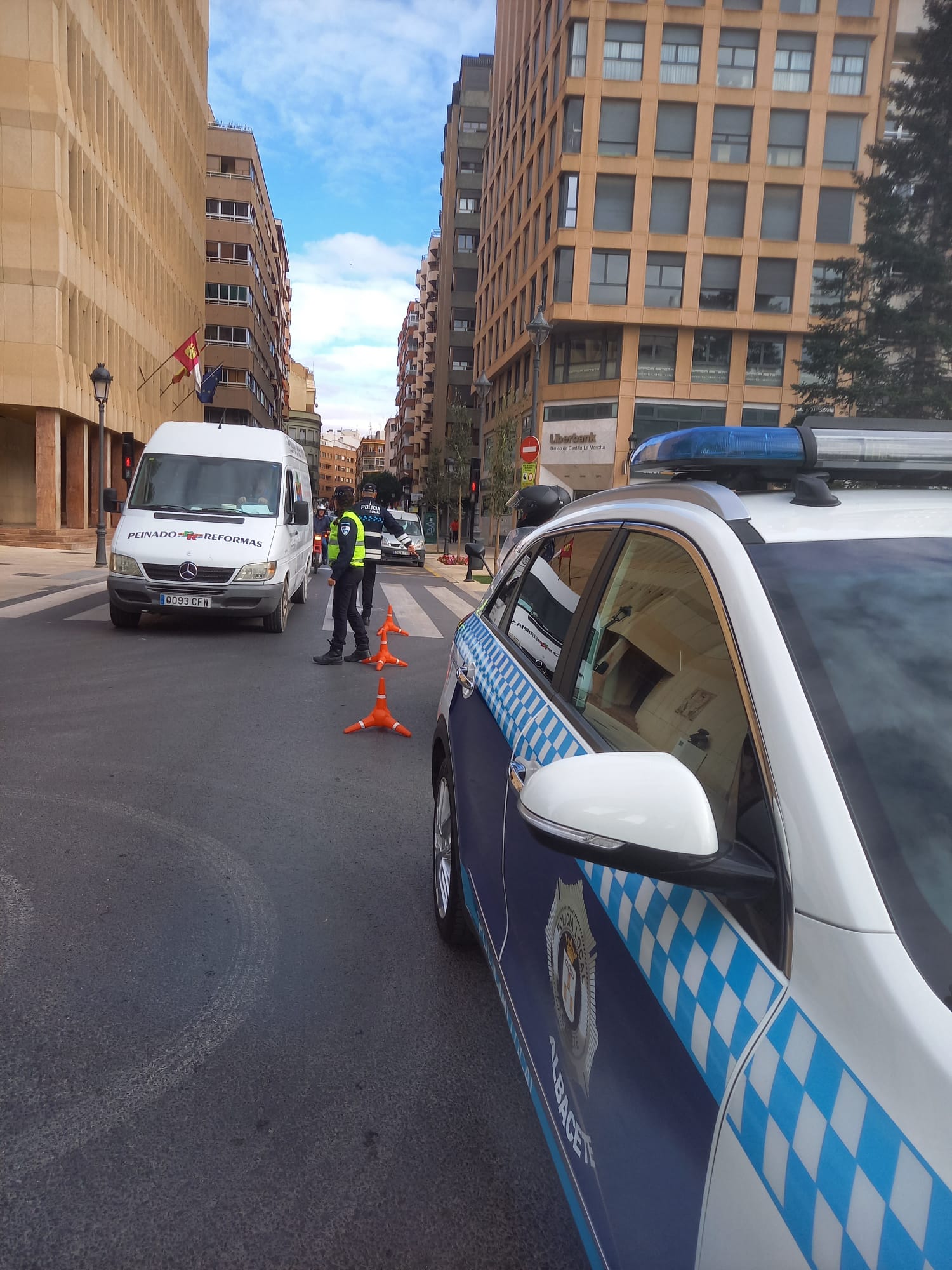 Foto.Campaña de control y vigilancia de furgonetas (3)