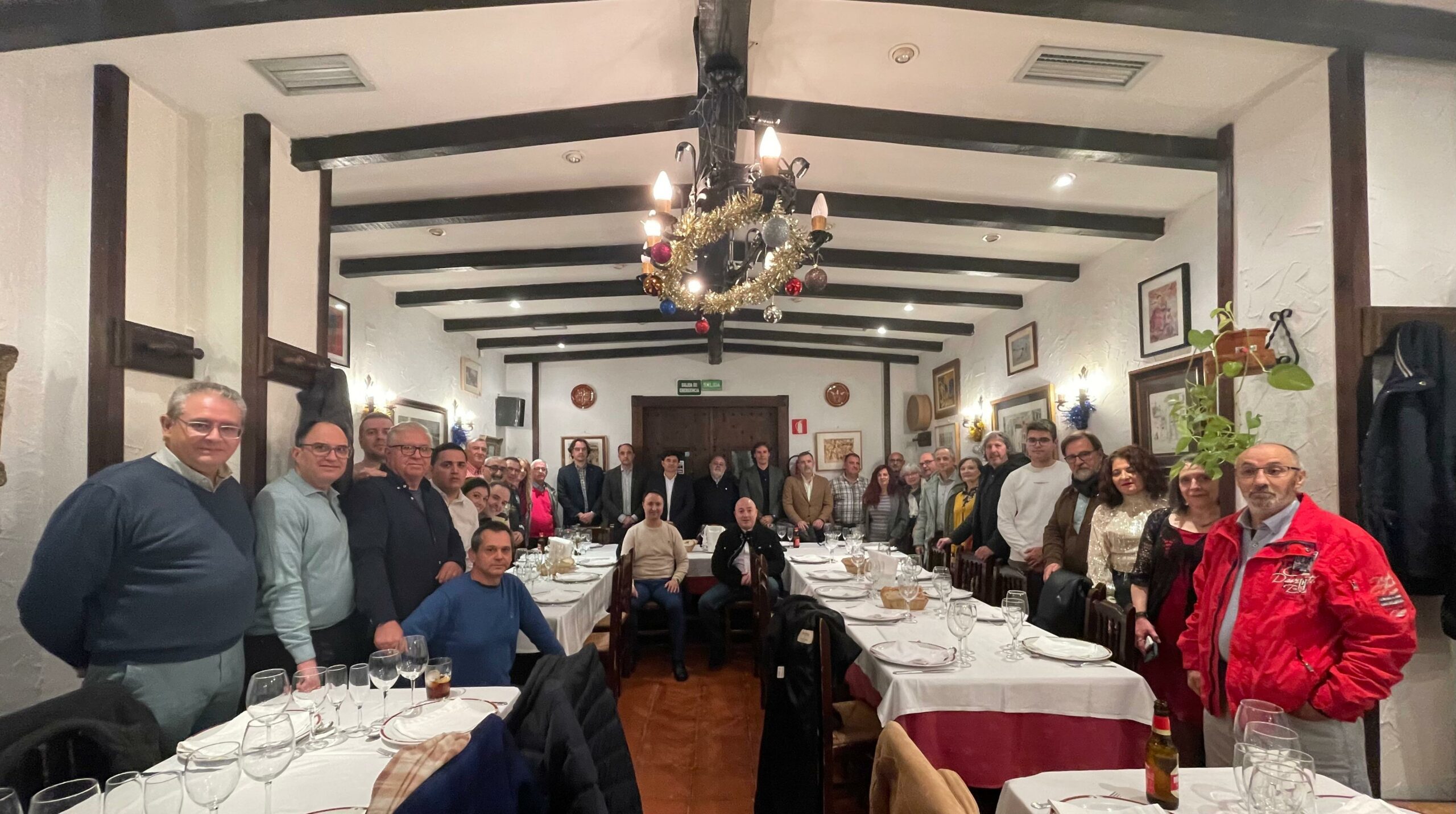 Foto.Cena Navidad Agrupación Municipal de Voluntarios de Protección Civil (2)