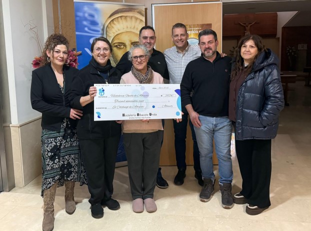 Hostelería Albacete Unida entrega 3.905 € a El Cotolengo