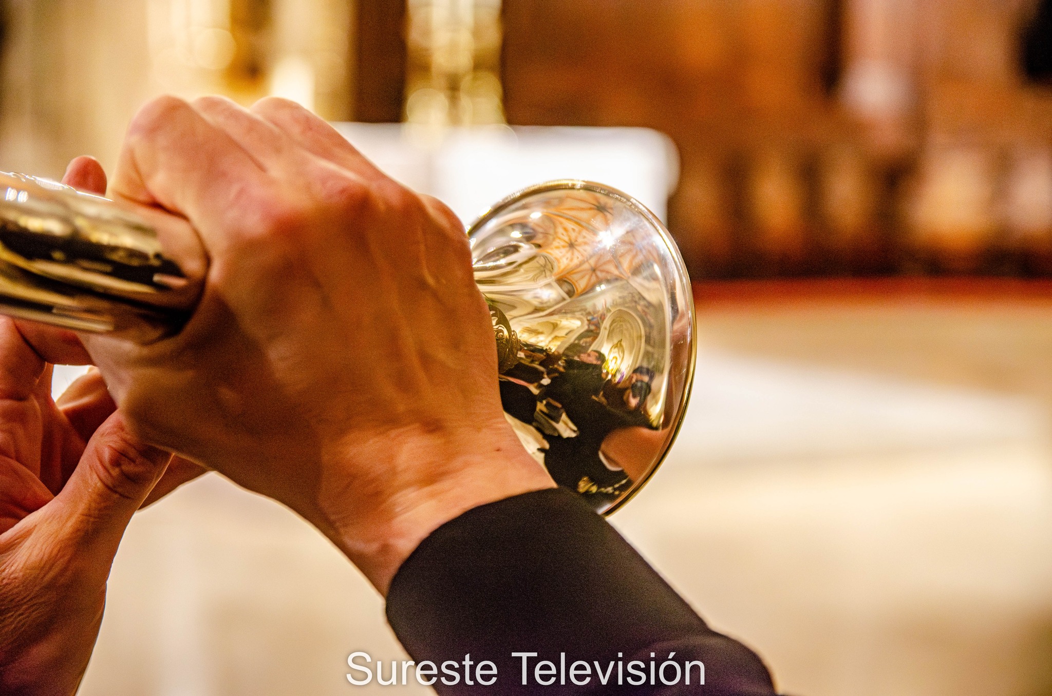 corneta semana santa