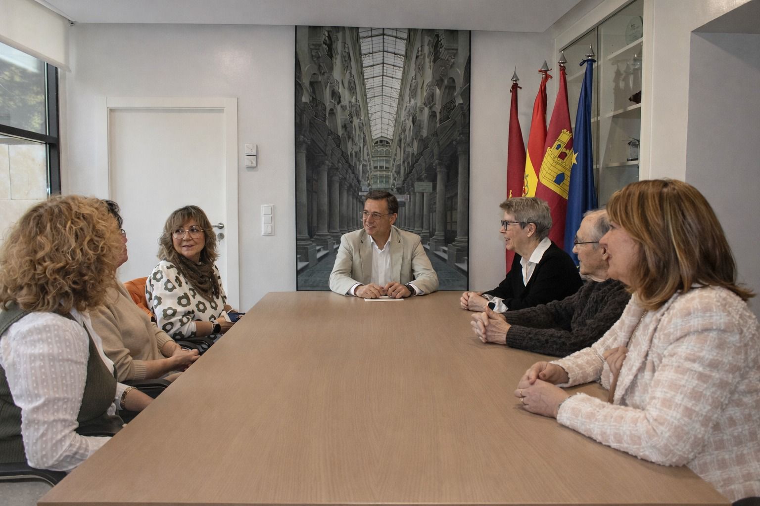 Foto.Reunión nueva junta directiva Talitha (7)