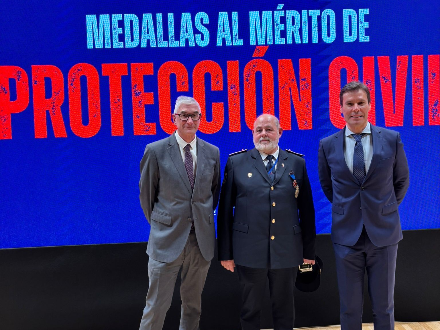 Foto Medalla de Bronce al Mérito de la Protección Civil (1)