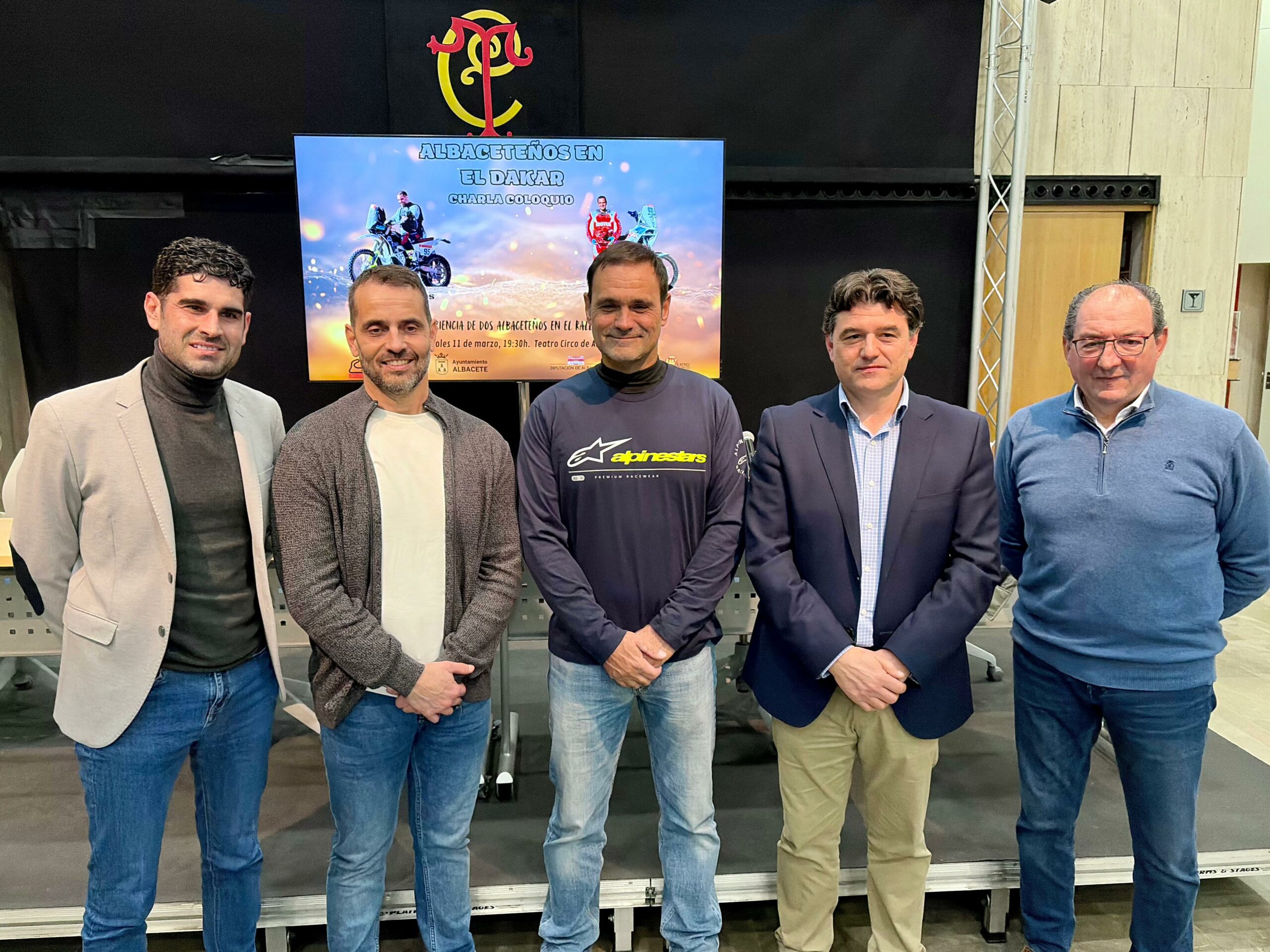 Foto.Charla coloquio pilotos albaceteños rally Dakar (1)