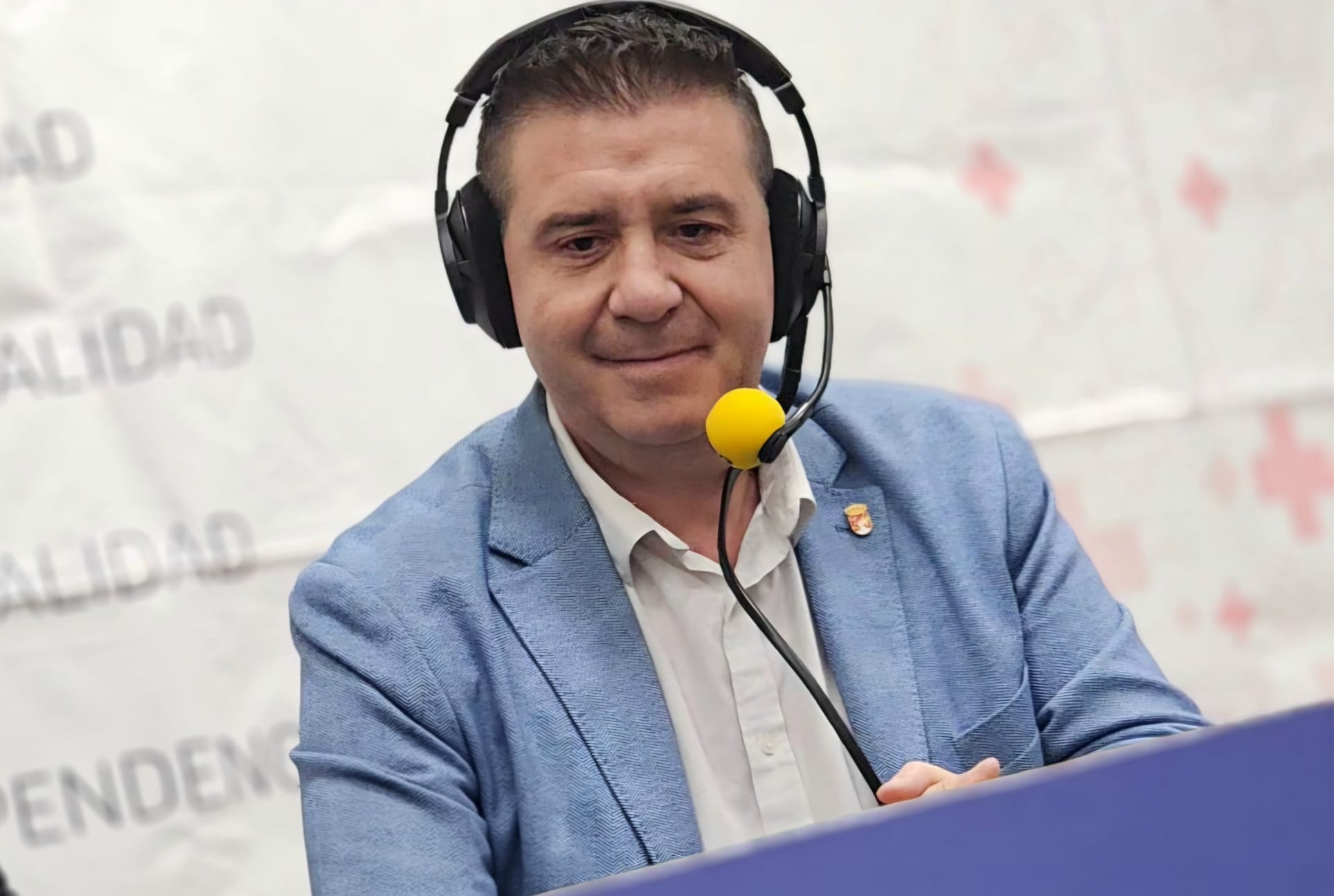 Imagen de archivo del presidente Cabañero en emisión de radio