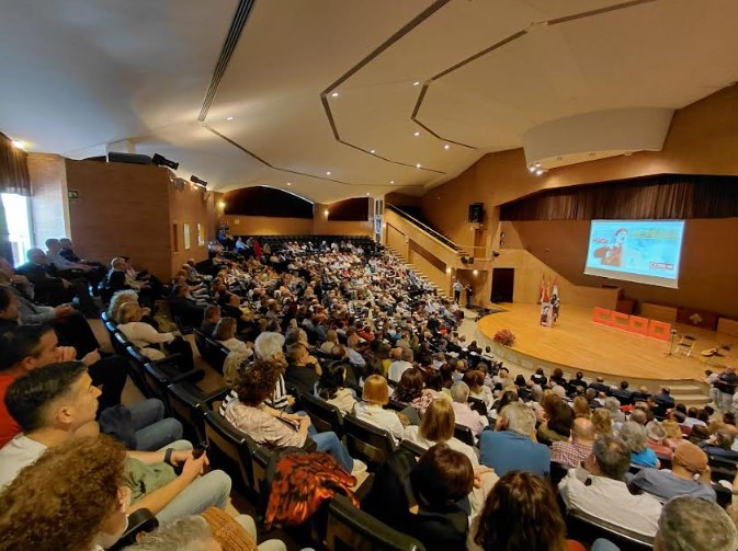 homenaje al sindicalista Juan Antonio Mata