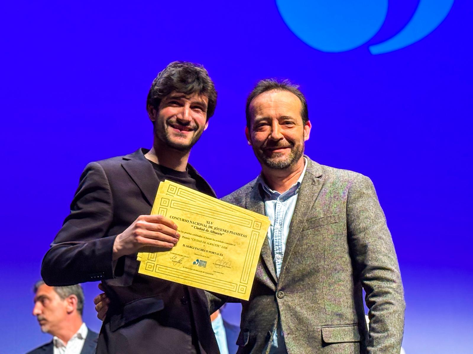 Foto. Clausura XLV Concurso Nacional de Jóvenes Pianistas (2)