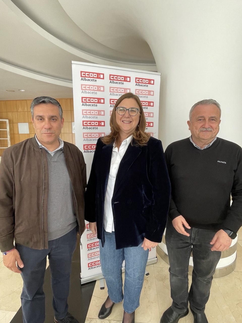 Ortega junto a lucía garcía y Humberto Muñoz