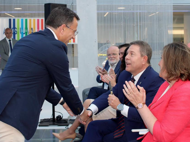Manuel Serrano pacto sector cuchillero Albacete navaja Aprecu