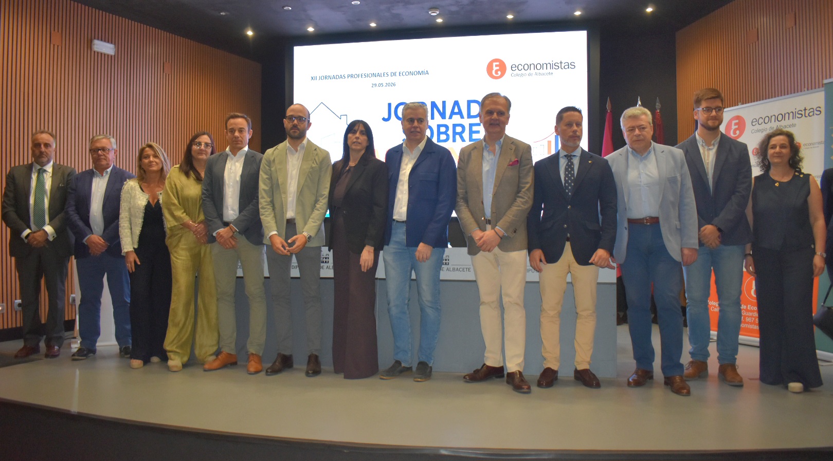 El vicepresidente provincial participa en la jornada sobre vivienda del Colegio de Economistas de Albacete (14)