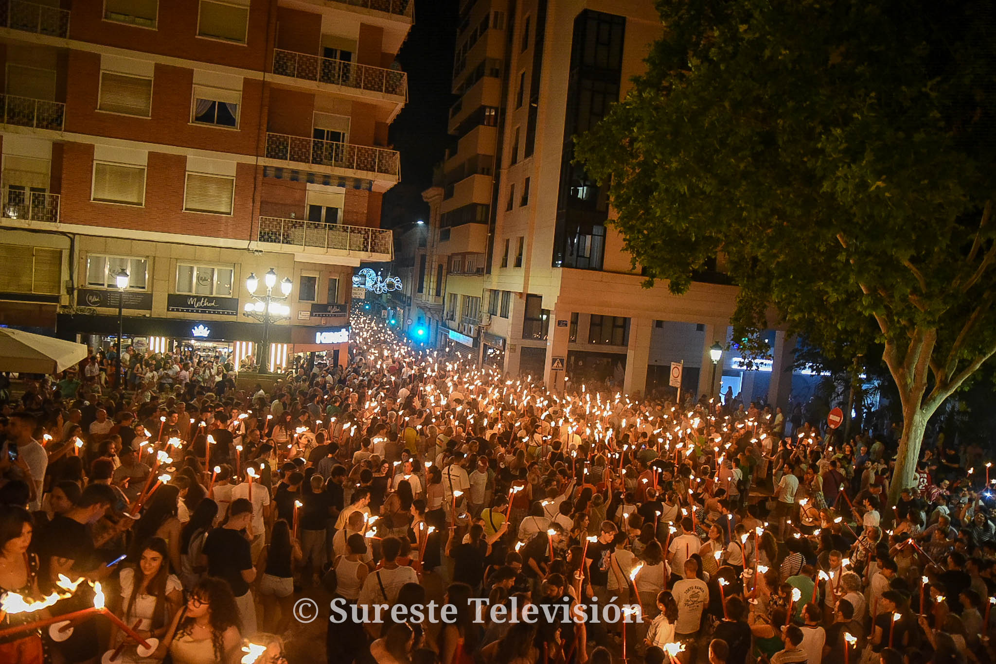 Noche de San Juan Albacete 2026 antorchas