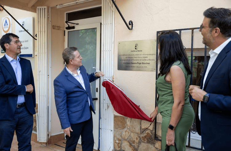 rehabilitación albergue juvenil Alonso Quijano lagunas de ruider