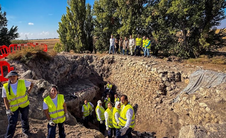Yacimiento arqueológico de El Acequión en Albacete durante las excavaciones
