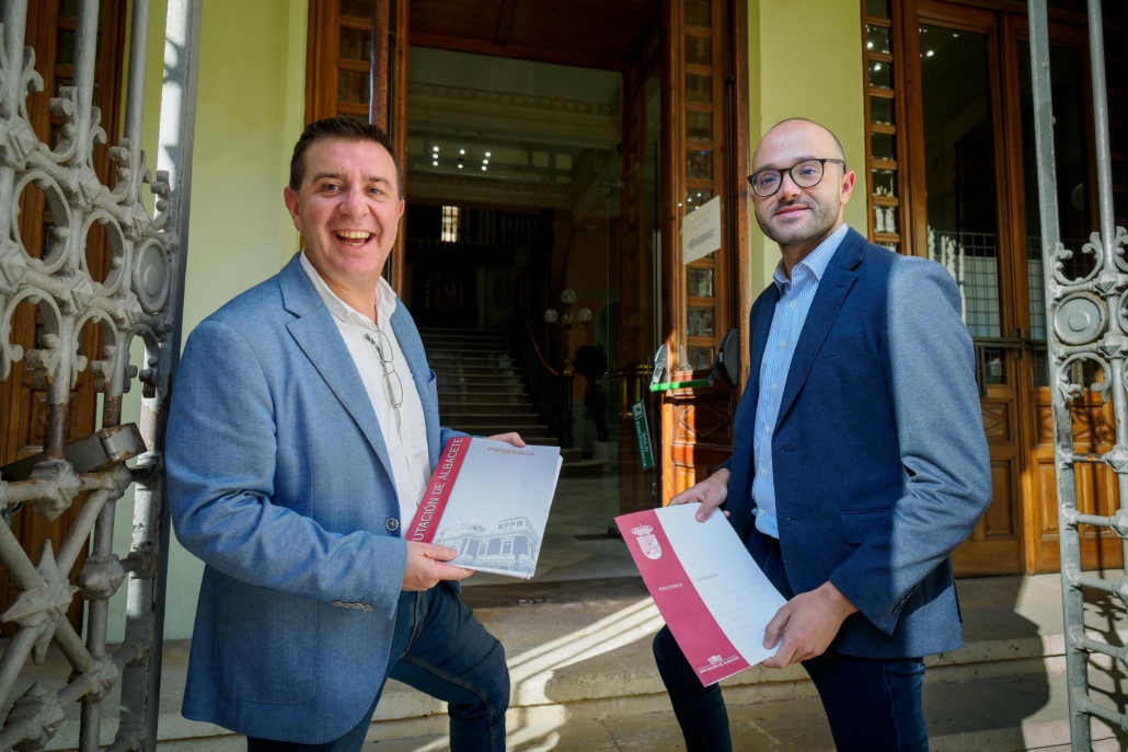 Foto de archivo presidente y vicepresidente de Dipualba