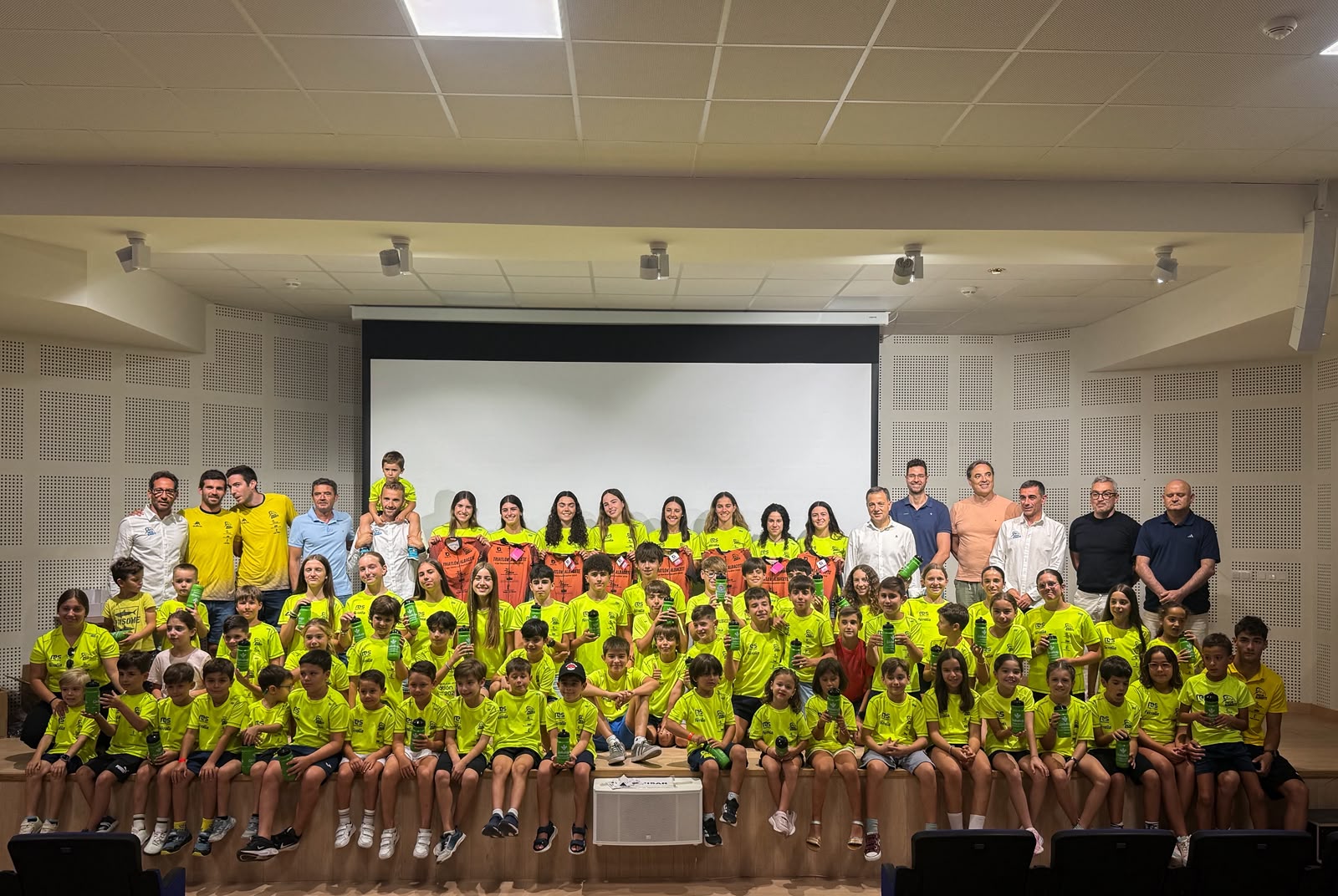 Foto.Gala clausura Escuela Municipal Triatlón temporada 2025-26 (19)