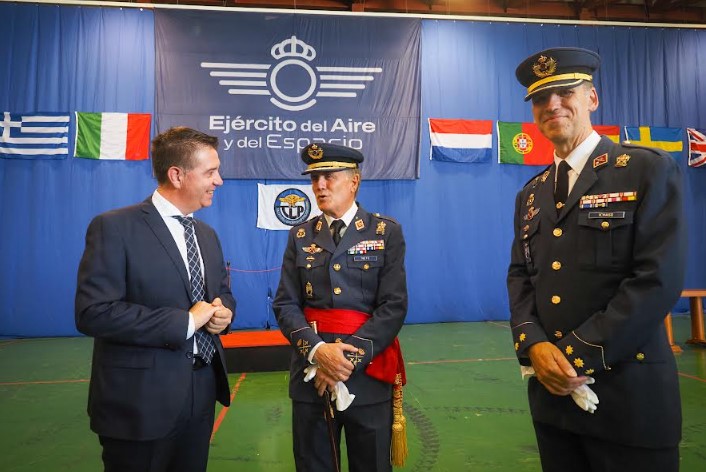 Acto de toma de posesión del coronel Rafael Ichaso Franco en el TLP de Albacete.