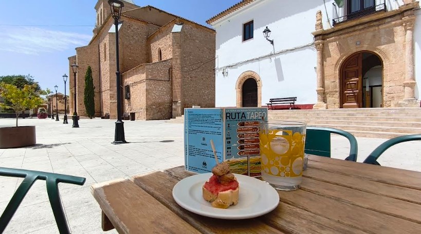 Una de las tapas con ajo morado elaboradas por la hostelería local para la Ruta del Tapeo de Las Pedroñeras