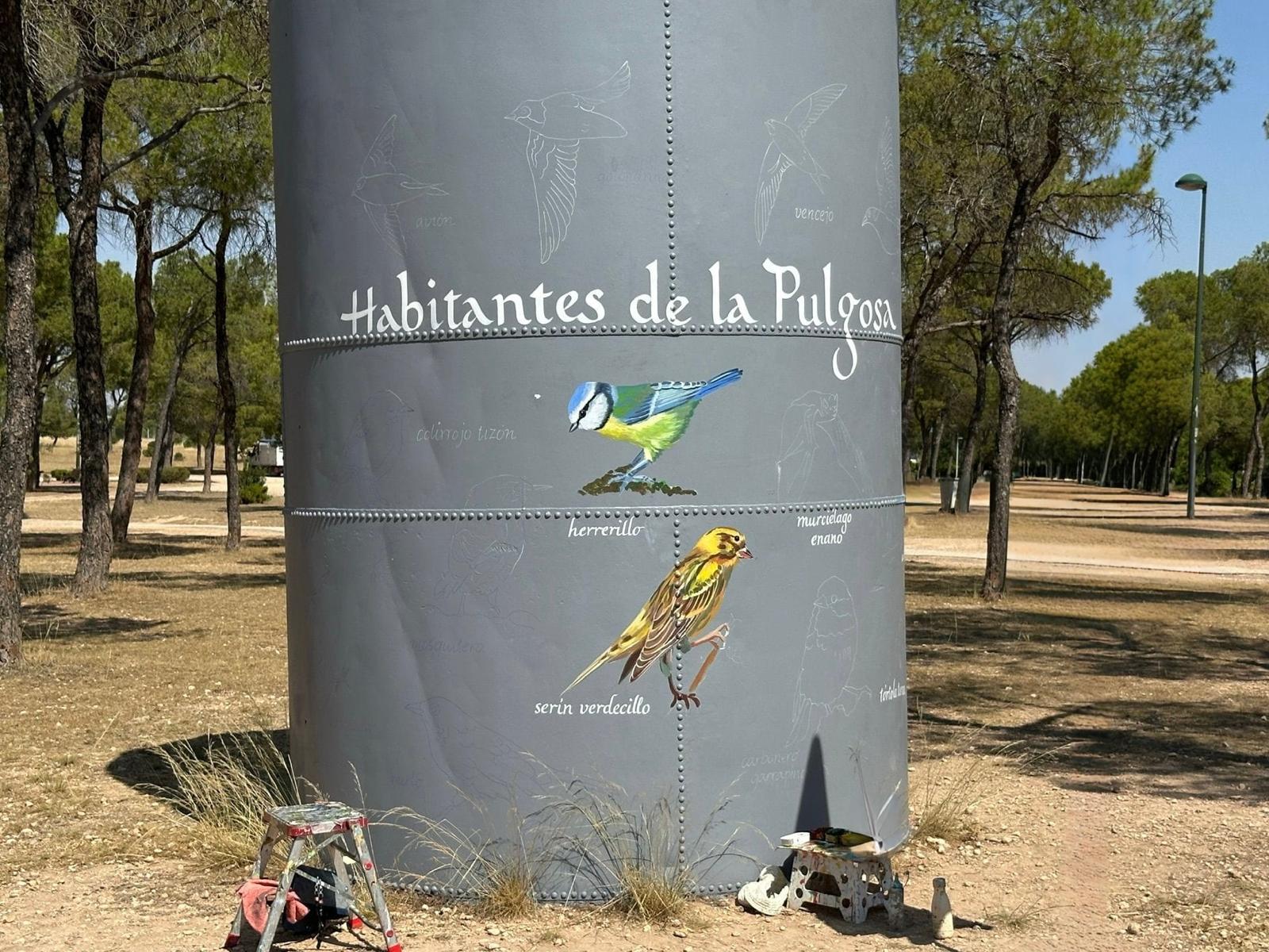 bidón del parque La Pulgosa que será transformado en un mural sobre fauna autóctona.