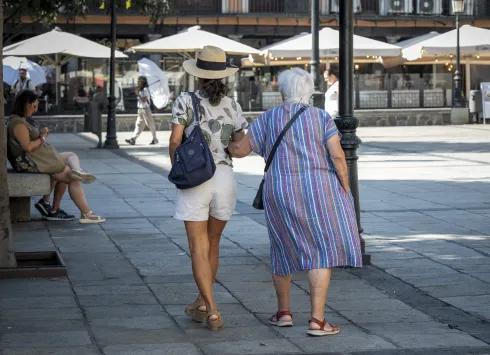 persona con dependencia en la calle