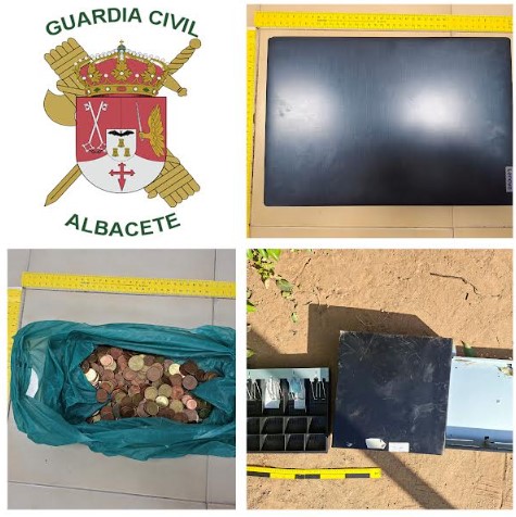 material y efectos recuperados tras la detención por robo. guardia civil