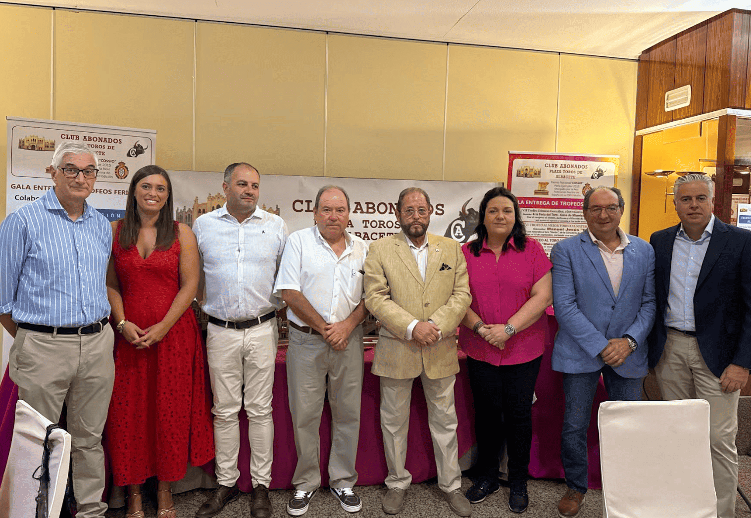 Foto.Presentación Trofeos Club de Abonados de la Plaza de Toros de Albacete