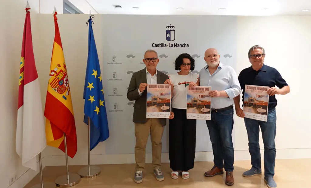 Los representantes en la Casa Perona.afanion