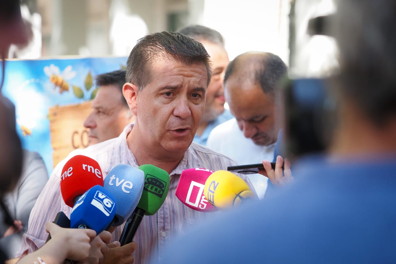 ASAPA con santi cabañero en la feria de albacete