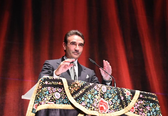 Enrique Ponce en el pregon taurino 2026