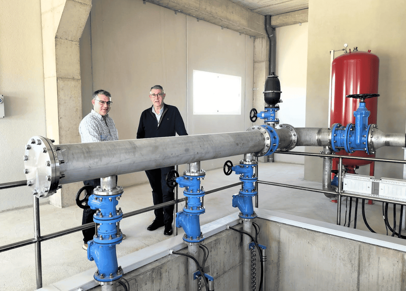 Estación de bombeo e infraestructuras del nuevo sistema de saneamiento de la pedanía de Isso.