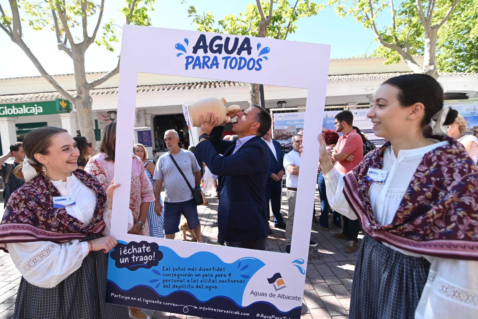 Foto.Inauguración Exposición 'Agua para todos' (9) (1)