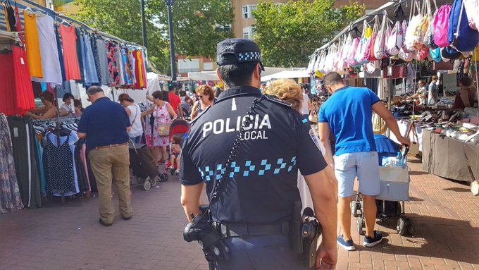 policia local de Albacete en los invasores