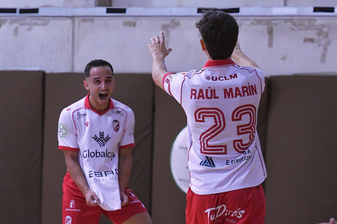 Jugadores del Albacete Fútbol Sala celebrando una jugada