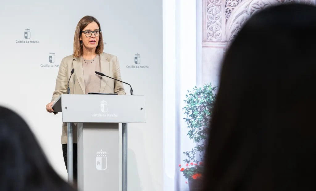 portavoz del Gobierno regional, Esther Padilla