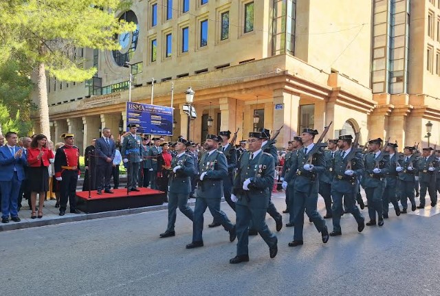 gurdia civil de albacete en el dia del pilar