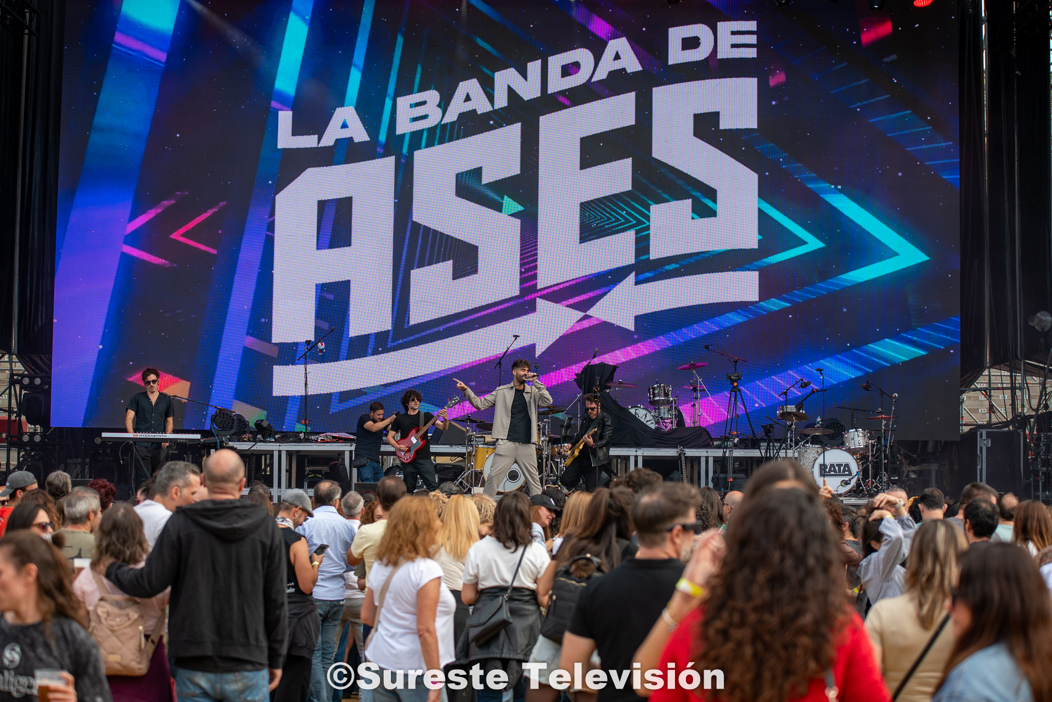 la banda de ases en la plaza de toros de albacete