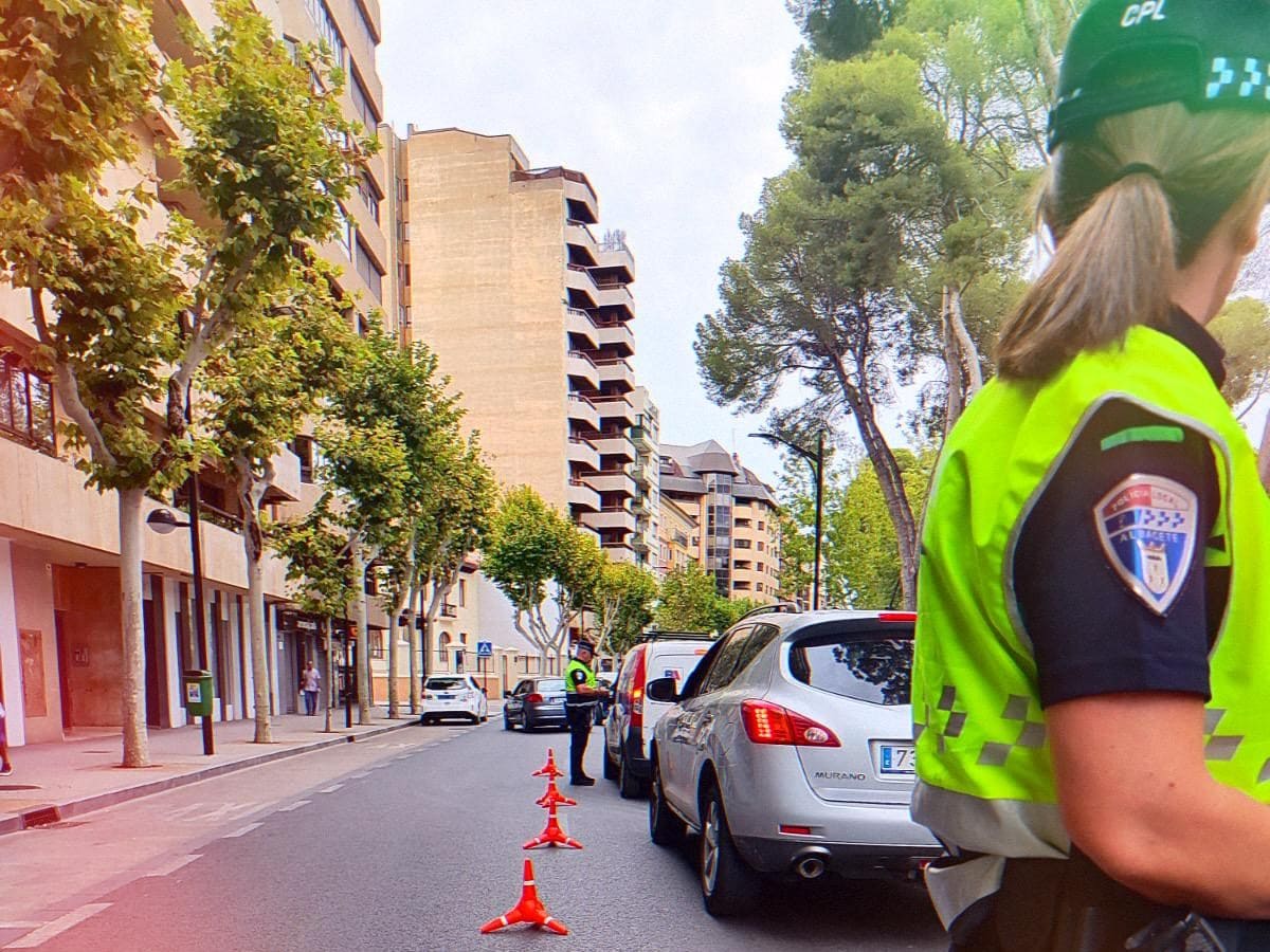 Foto archivo campaña distracción al volante policía local Albacete..