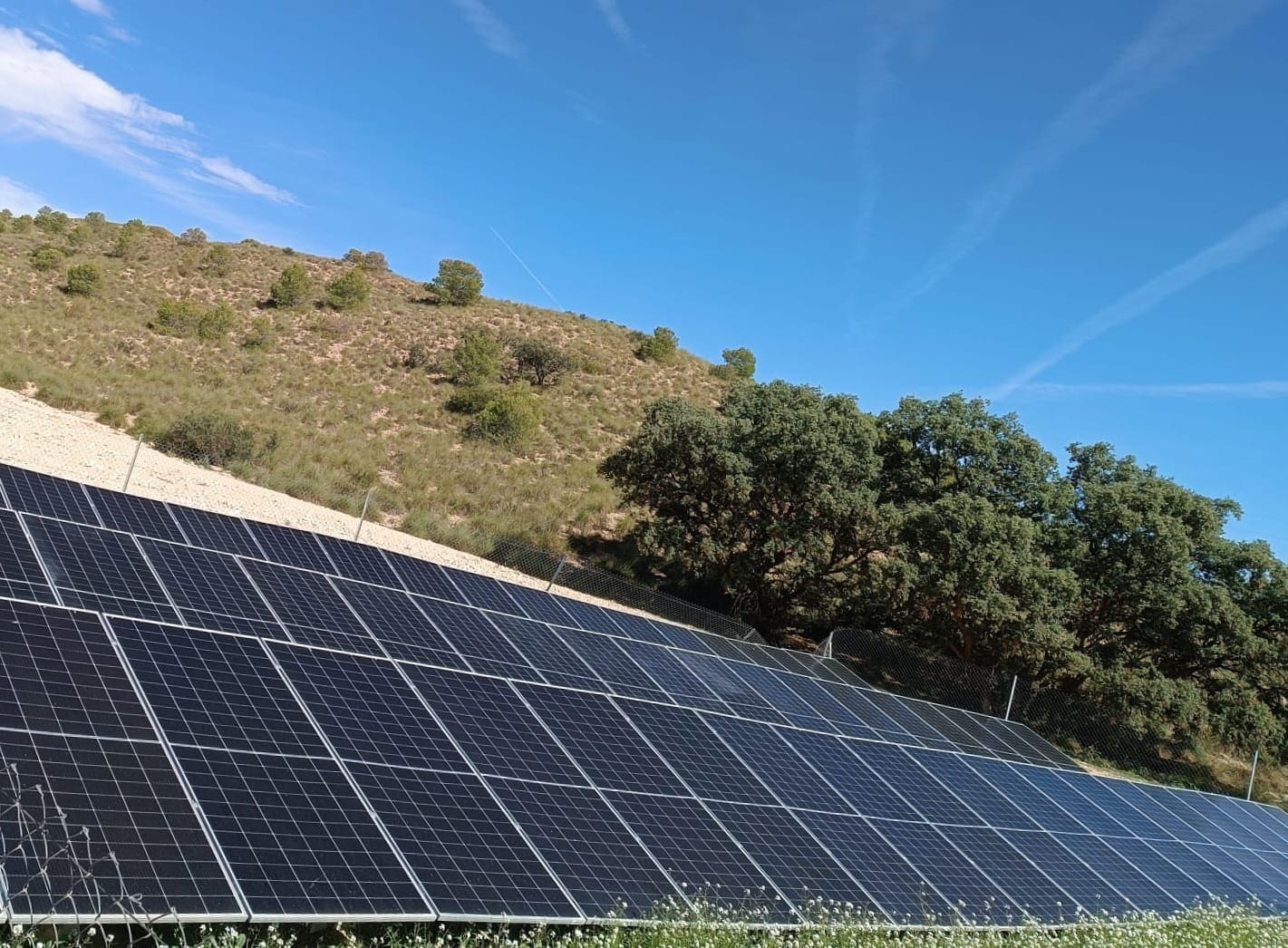 Instalación fotovoltaica Ontur